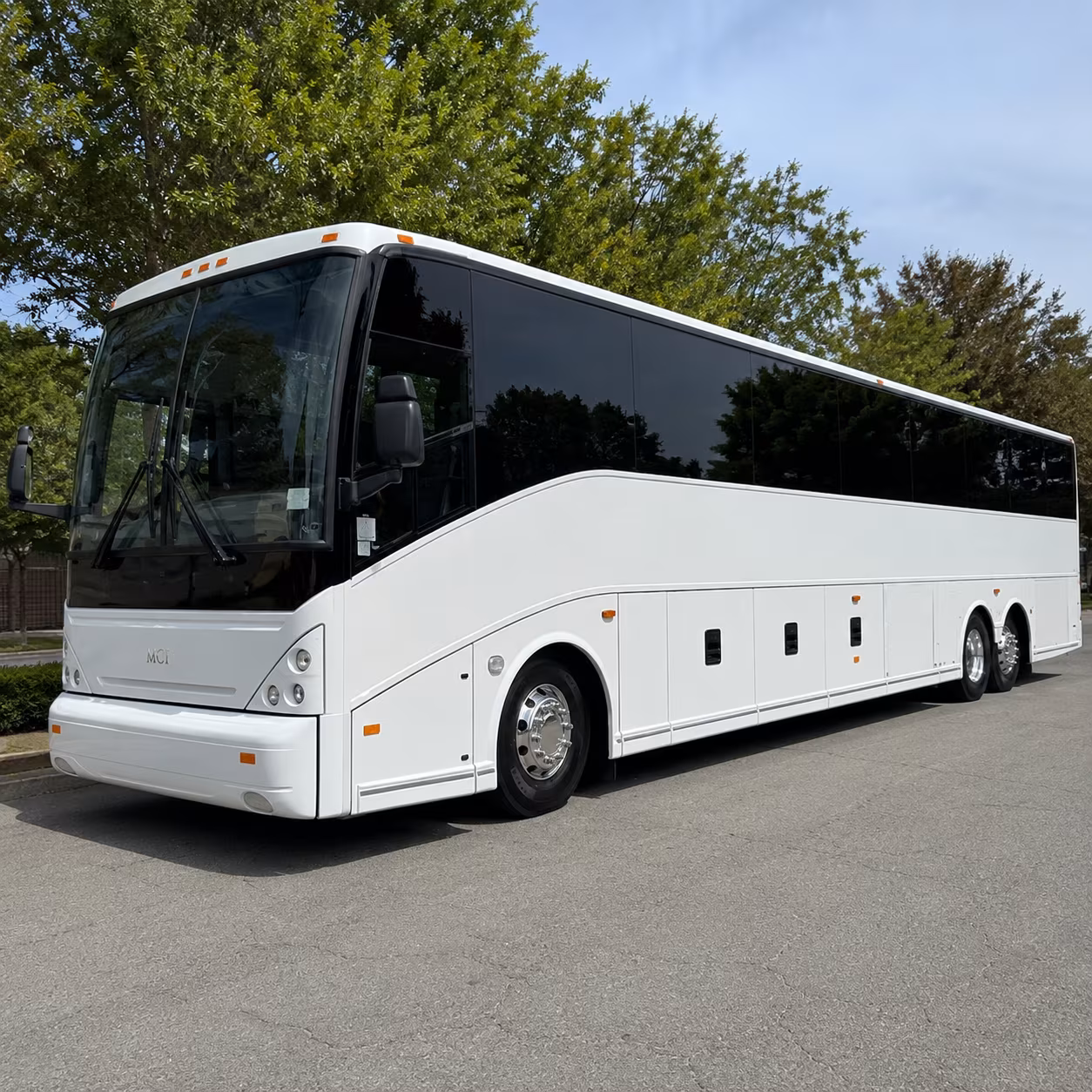 airport shuttle buses for fort jackson graduations and military group travel