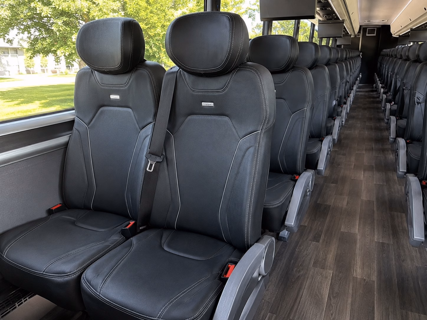 columbia bus rental service area