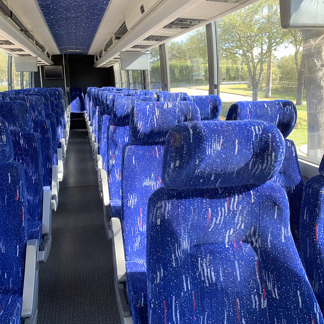 long distance corporate charter buses from columbia